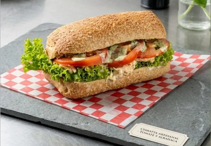 Baguette Artesanal para Sándwich — SERVUS